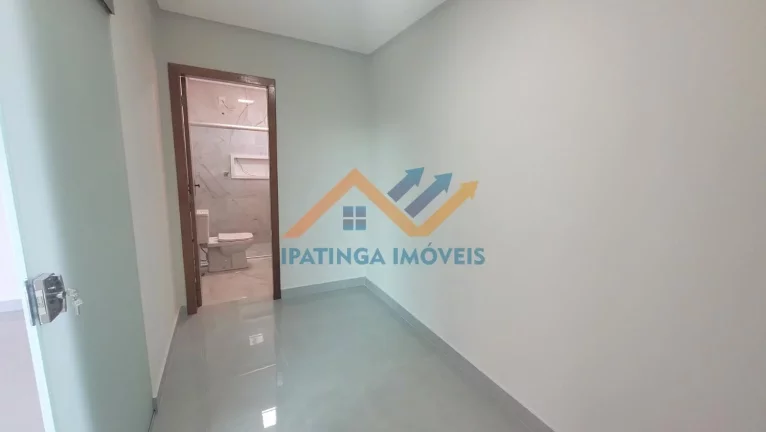 Imagem Casa Duplex no bairro Caravelas