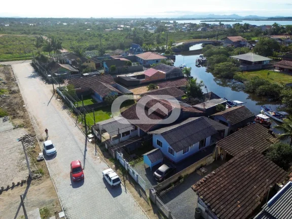 Imagem Casa à beira rio | Centro | Bal. Barra do Sul