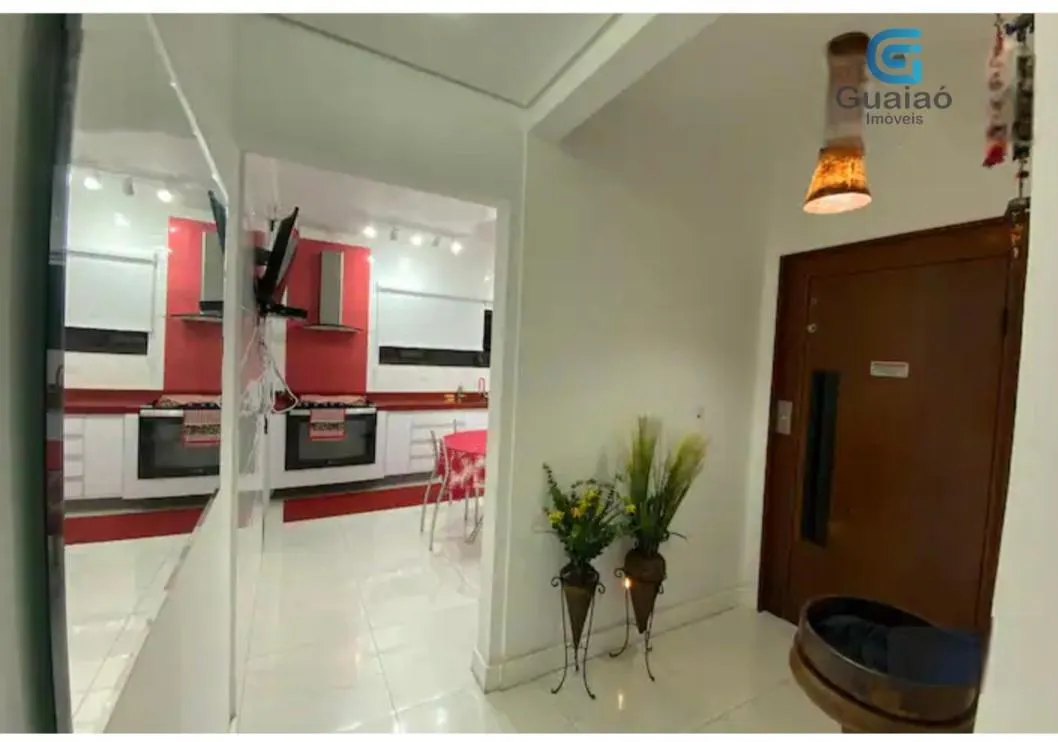 Imagem Vendo Espetacular Apartamento de Alto Padrão c/ 3 Suites na Praia de São Vicente