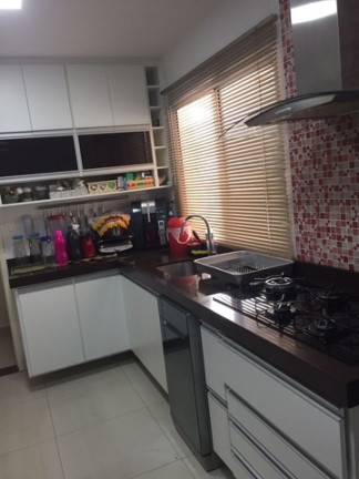 Imagem Casa de Condomínio com 3 Quartos à Venda, 120 m² em Condomínio Residence Club - Jacareí