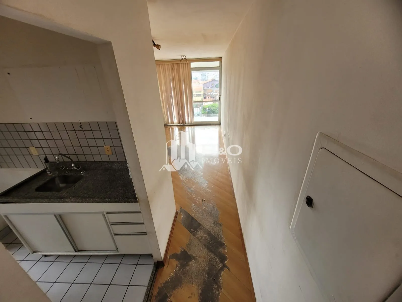 Imagem Apartamento à venda no bairro da Penha - 2 dormitórios (1 suíte), sacada e 2 vagas
