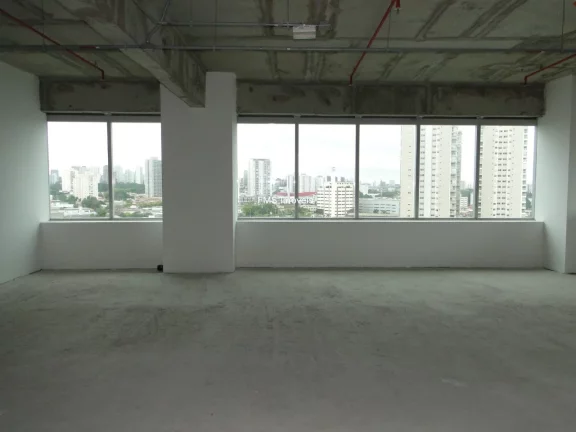 Imagem Conjunto Comercial de Alto Padrão com 8 Vagas de Garagem e 270m² - São Paulo-SP
