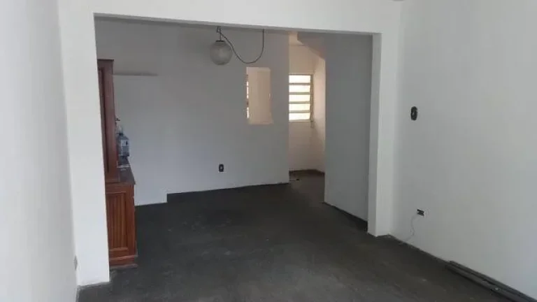 Imagem Casa para Salão e Apartamento no piso Superior comercial Centro S.A