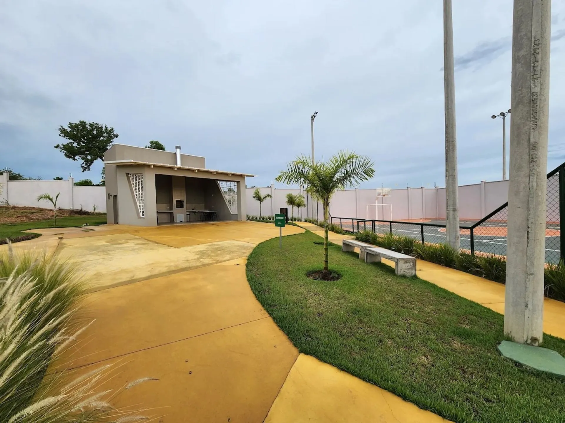 Imagem Terreno Condominio Florais Perola Bairro Ribeirão do Lipa