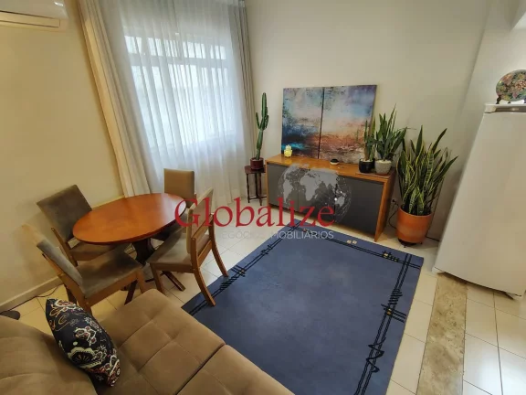 Imagem 01 DORMITÓRIO, R$410.00,00, COZINHA AMERICANA,BOQUEIRÃO, LOCALIZADO À 1 QUADRA DA PRAIA EM SANTOS E COM 01 VAGA DE GARAGEM