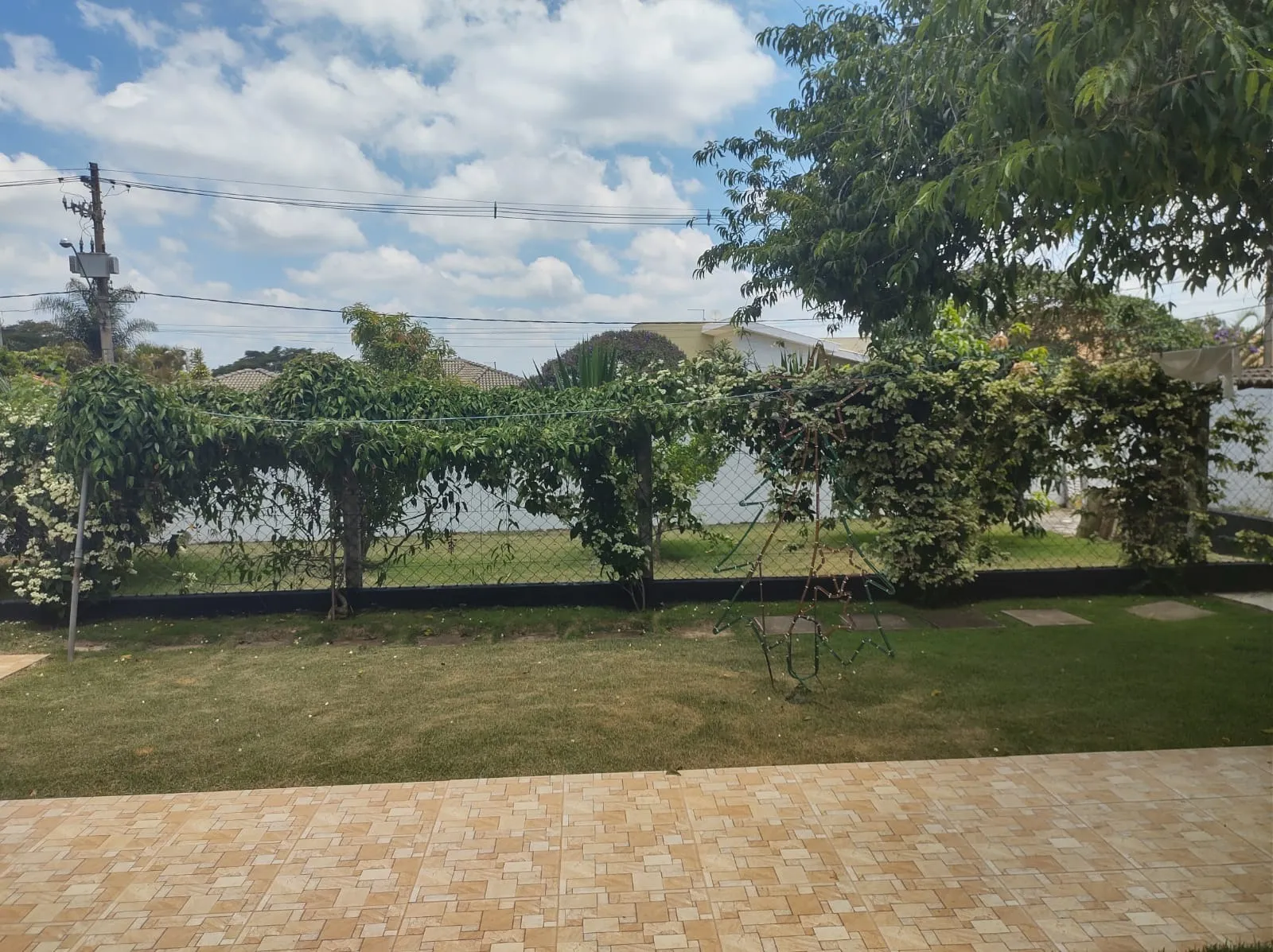 Imagem Casa com 3 quartos, 220 m² à venda