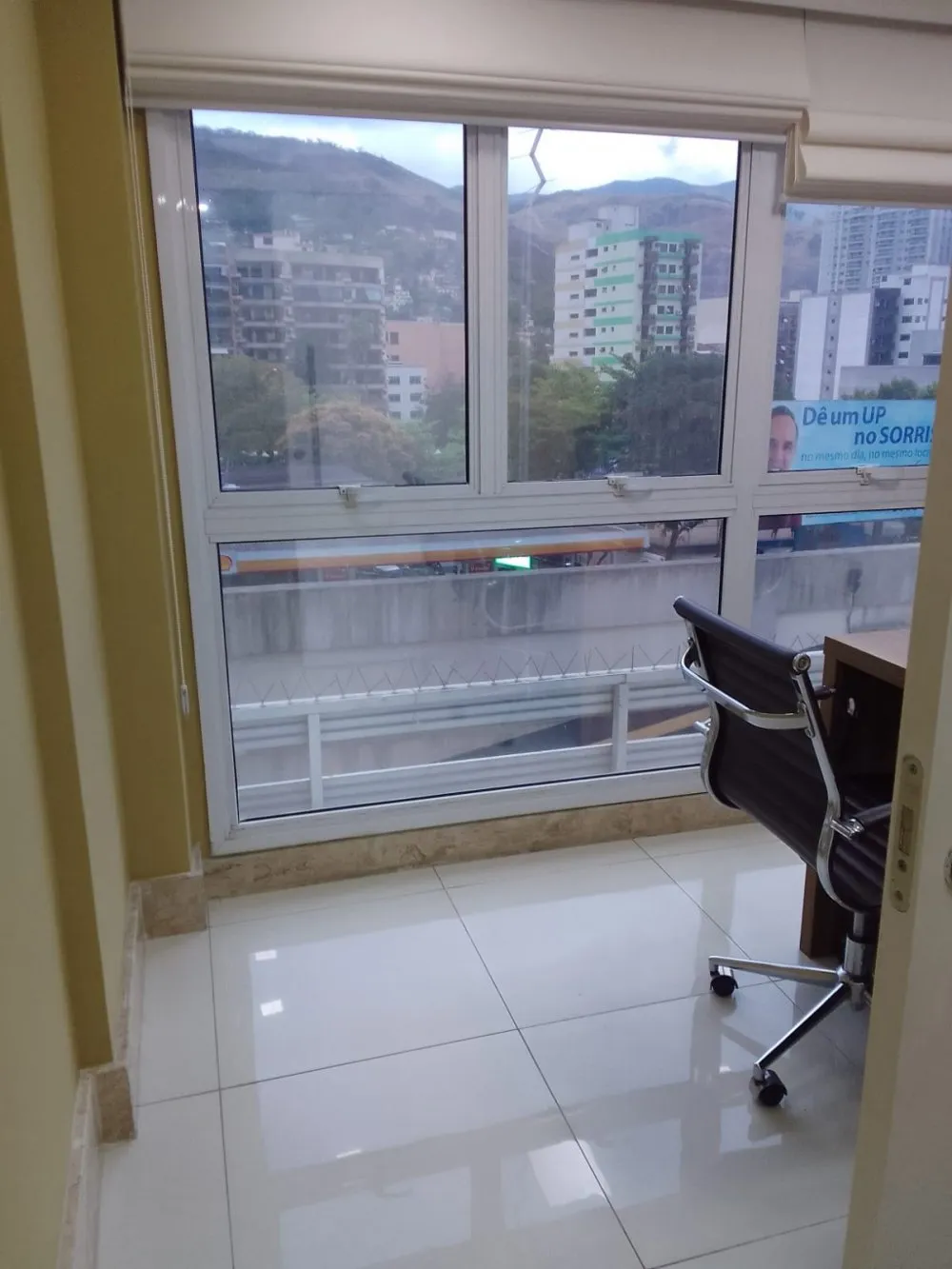 Imagem Sala Comercial a Venda no bairro Centro - Nova Iguaçu, RJ