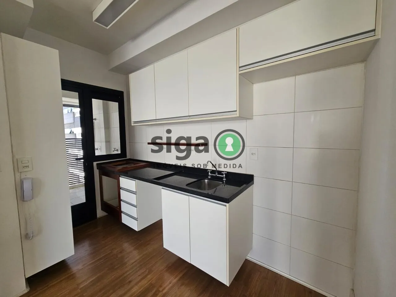 Imagem Apartamento mobiliado para alugar no Condomínio Limited Funchal