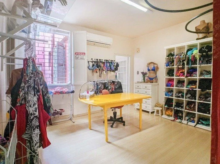 Imagem Casa para Venda - 202m², 2 dormitórios, Farroupilha