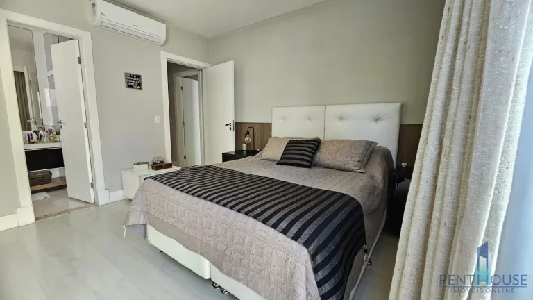 Imagem Apartamento com Terraço para Venda em Balneário Camboriú, CENTRO, 3 dormitórios, 1 suíte, 2 banheiros, 3 vagas