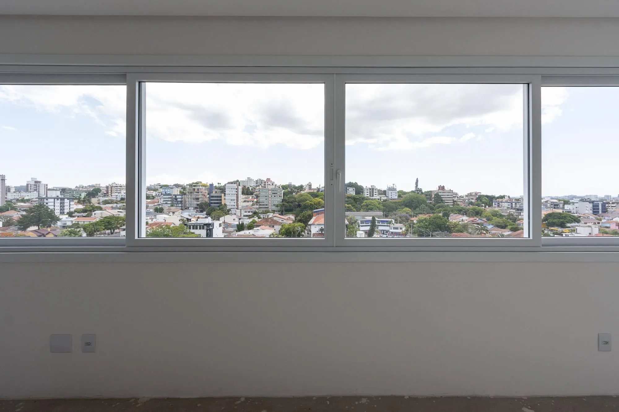 Imagem Apartamento de 3 dormitórios, 3 suítes, e 4 vagas, no bairro Jardim Lindoia
