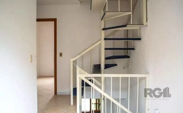 Imagem Casa em condominio no bairro Tristeza de 3 dormitórios e vaga