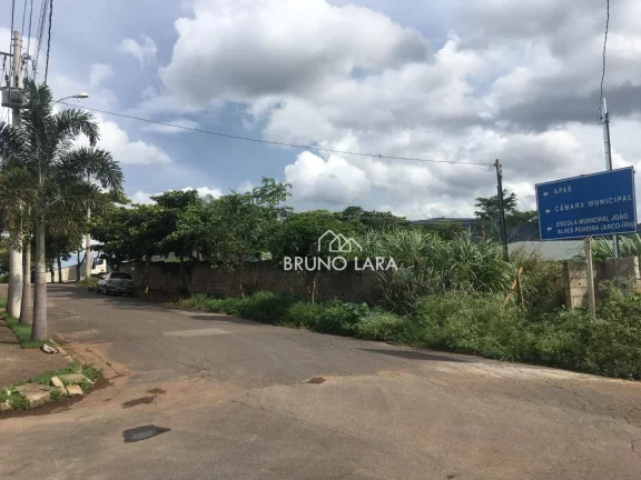 Imagem Terreno para alugar, 1080 m² por R$ 2.025,00/mês - Madre Liliane - Igarapé/MG