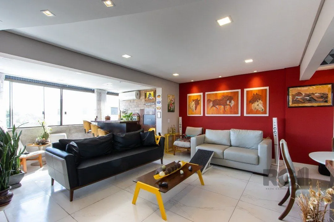 Imagem Apartamento de 3 Quartos com Suíte e Vaga de Garagem no Cristal, Porto Alegre - RS