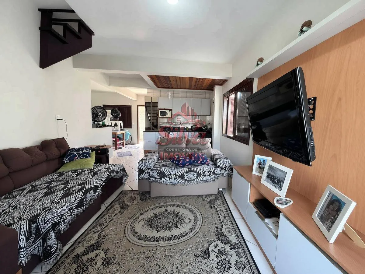 Imagem C607 | Casa com quiosque à venda a 100m do mar no Mariluz