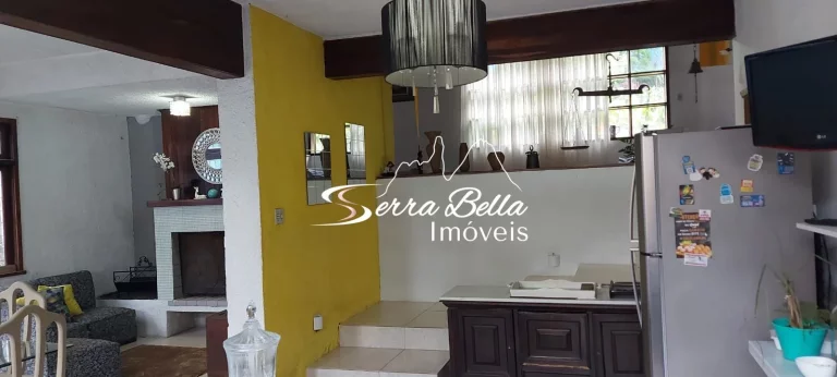 Imagem Casa com 3 dormitórios à venda, 250 m² por R$ 1.020.000 - Parque do Ingá - Teresópolis/RJ