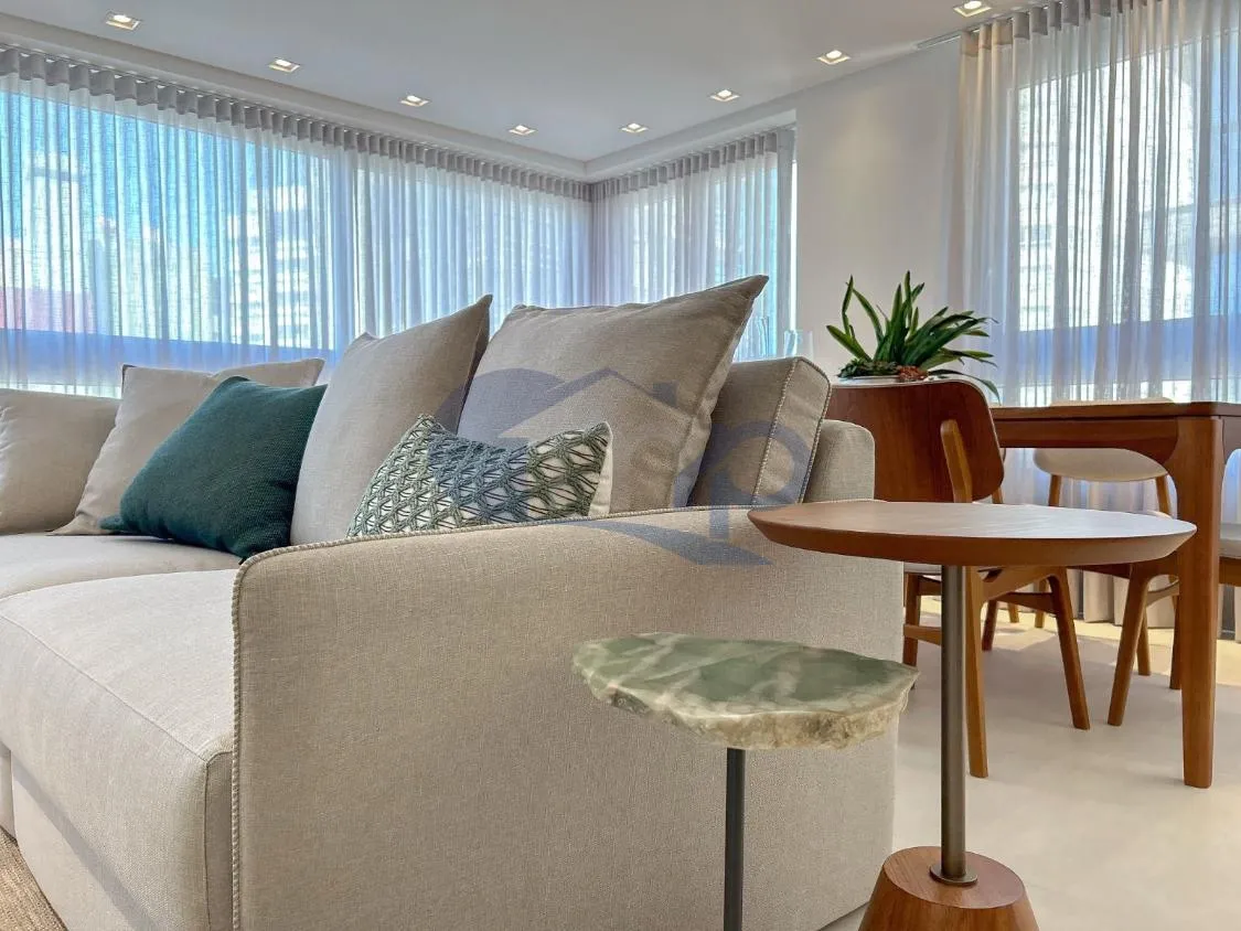 Imagem Apartamento á venda com 3 dormitórios no centro de Torres/RS