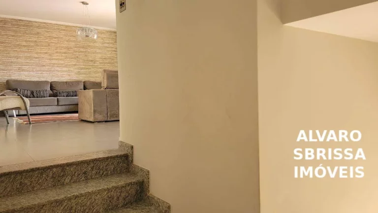 Imagem Linda casa com quatro dormitórios sendo uma suíte no Jardim Paraiso I em Itu SP