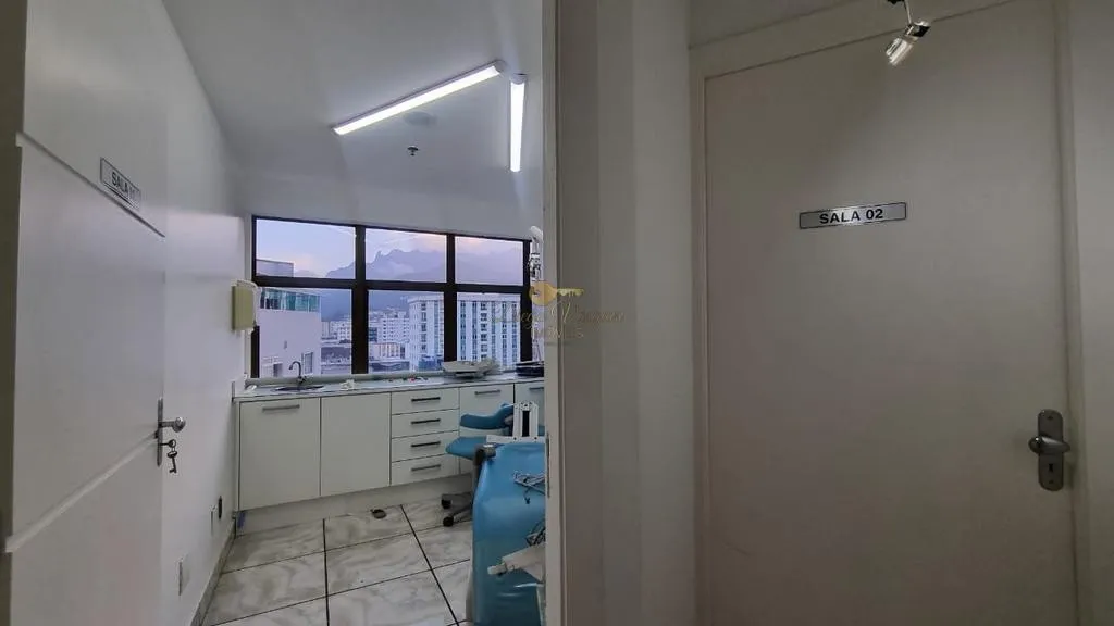Imagem Sala Comercial para Venda em Teresópolis / RJ no bairro Várzea