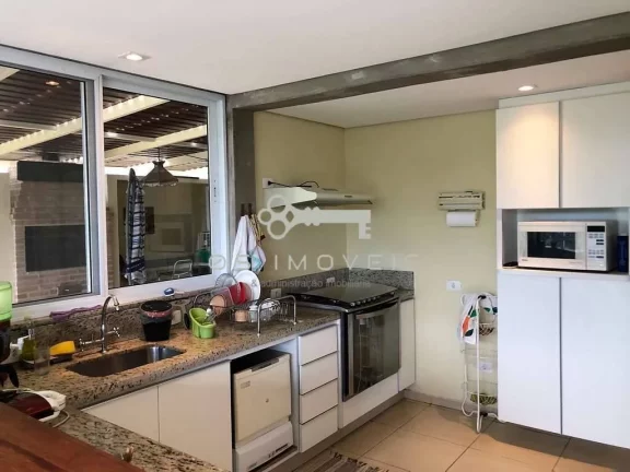 Imagem Casa à venda na Granja Viana com 3 dormitórios e suíte: moderna e integrada