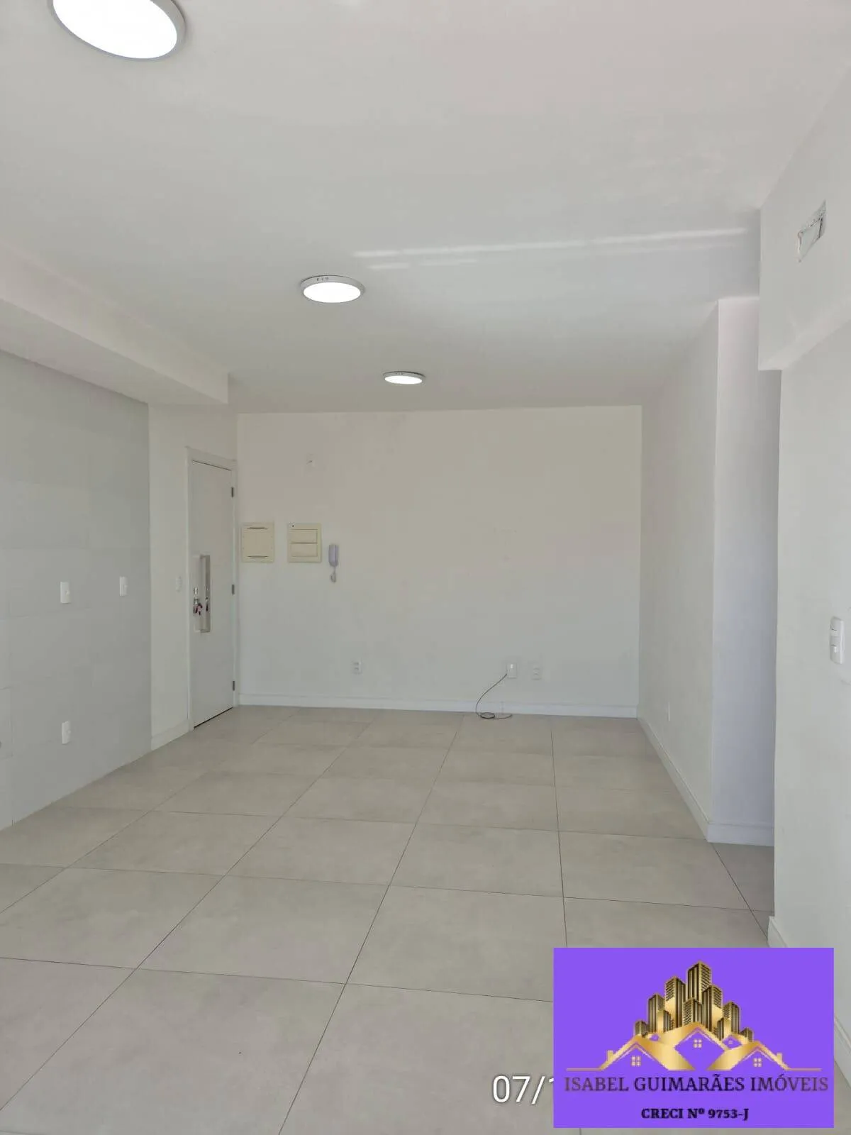 Imagem Alugo Apartamento Sem Móveis, 02 Quartos, 02 Banheiros, Centro Navegantes