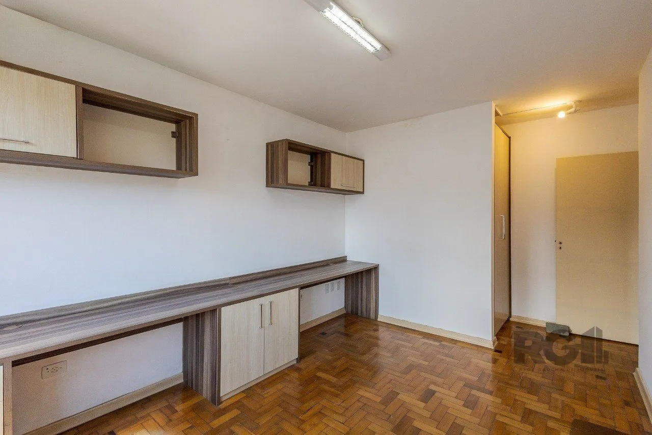 Imagem Apartamento de 3 quartos no bairro Cidade Baixa em Porto Alegre