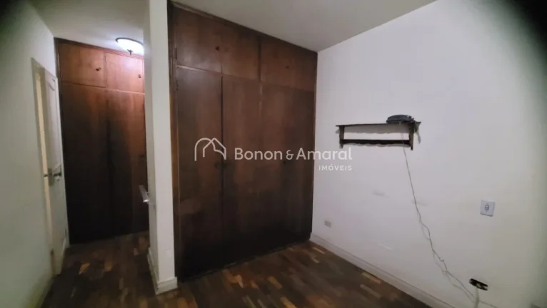Imagem Excelente oportunidade para morar em um dos bairros mais nobres da cidade. Este apartamento conta co...