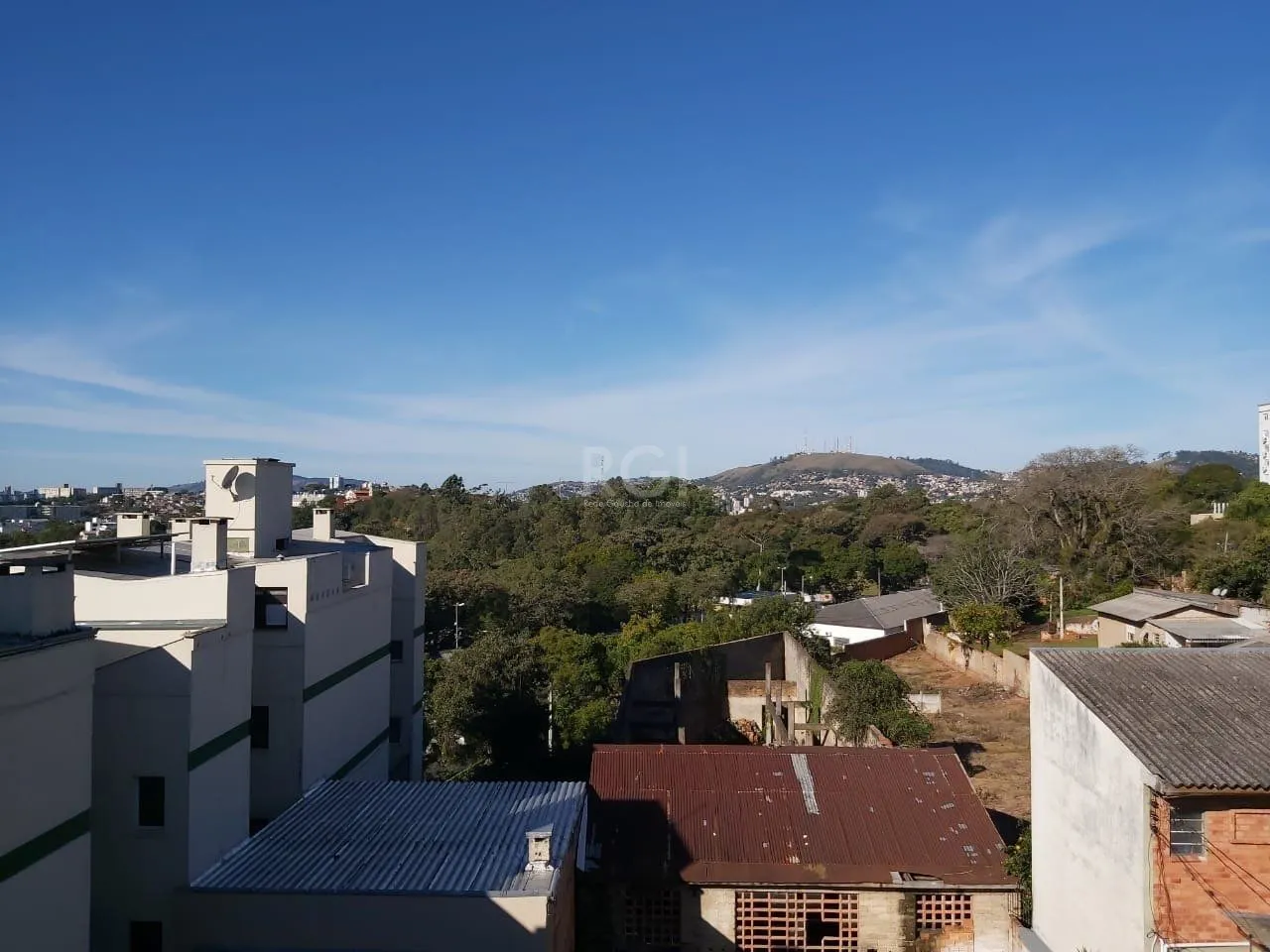 Imagem Terreno para Venda - 1043.21m², 0 dormitórios, Menino Deus, Porto Alegre
