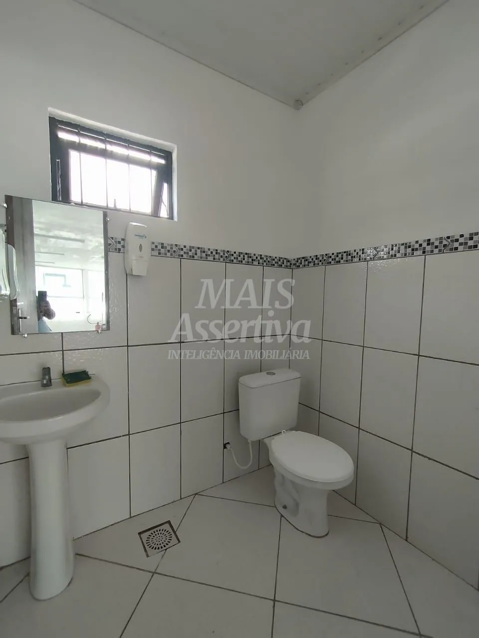 Imagem Sala comercial para locação de 200,00m² - bairro Primor em Sapucaia do Sul