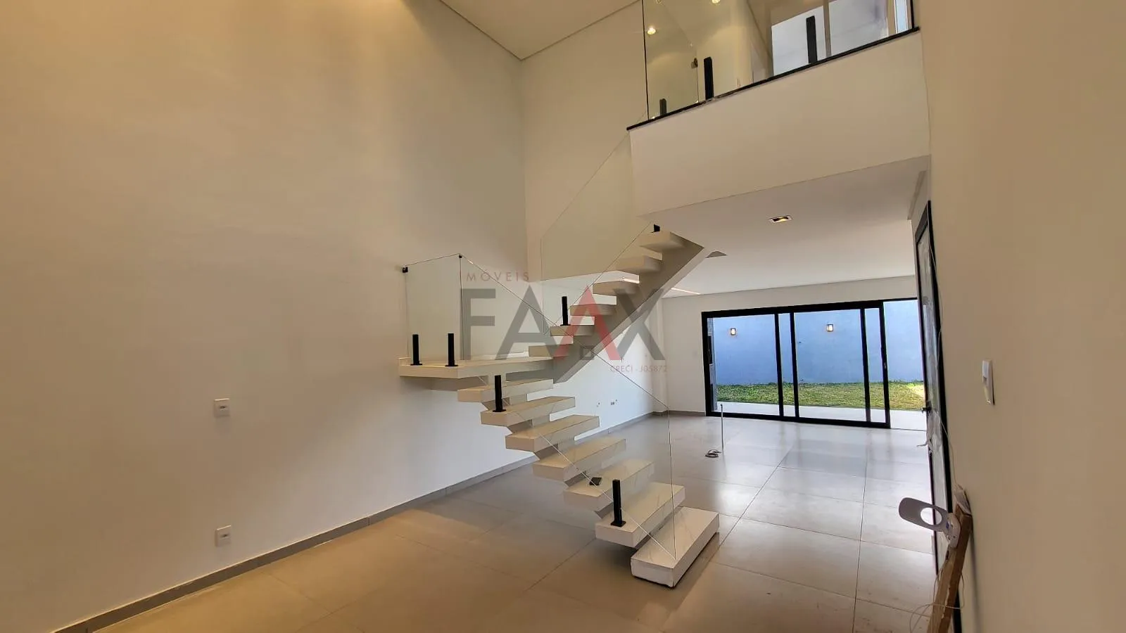 Imagem Sobrado à venda com 3 quartos, VILA BUCH, GUARAPUAVA - PR