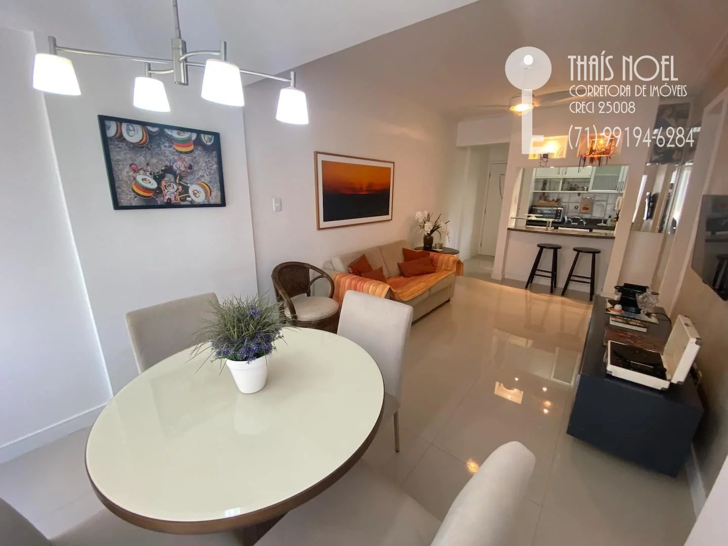Imagem APARTAMENTO QUARTO E SALA MOBILIADO NA BARRA AO LADO DO CIRCUITO DE CARNAVAL (ACOMODA ATÉ 4 PESSOAS)
