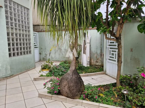 Imagem Casa á venda - 3 dormitórios - edícula - Ponta da Praia - Santos