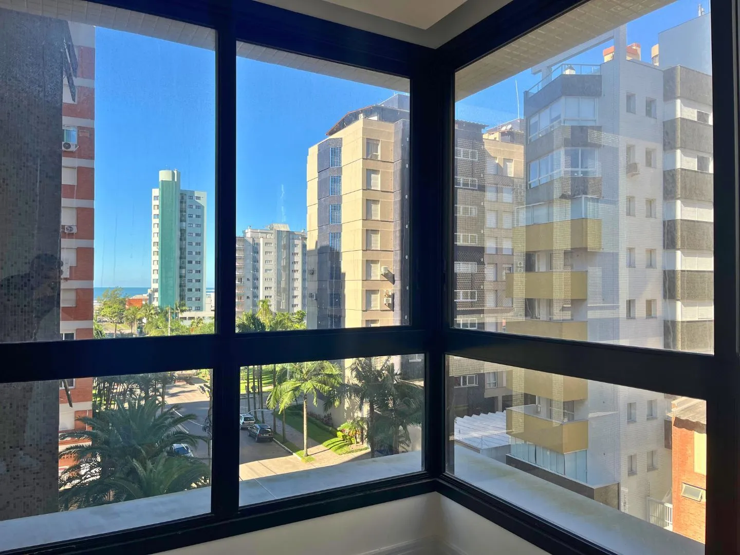Imagem Apartamento à venda em Torres, Predial, com 2 quartos, 97m2