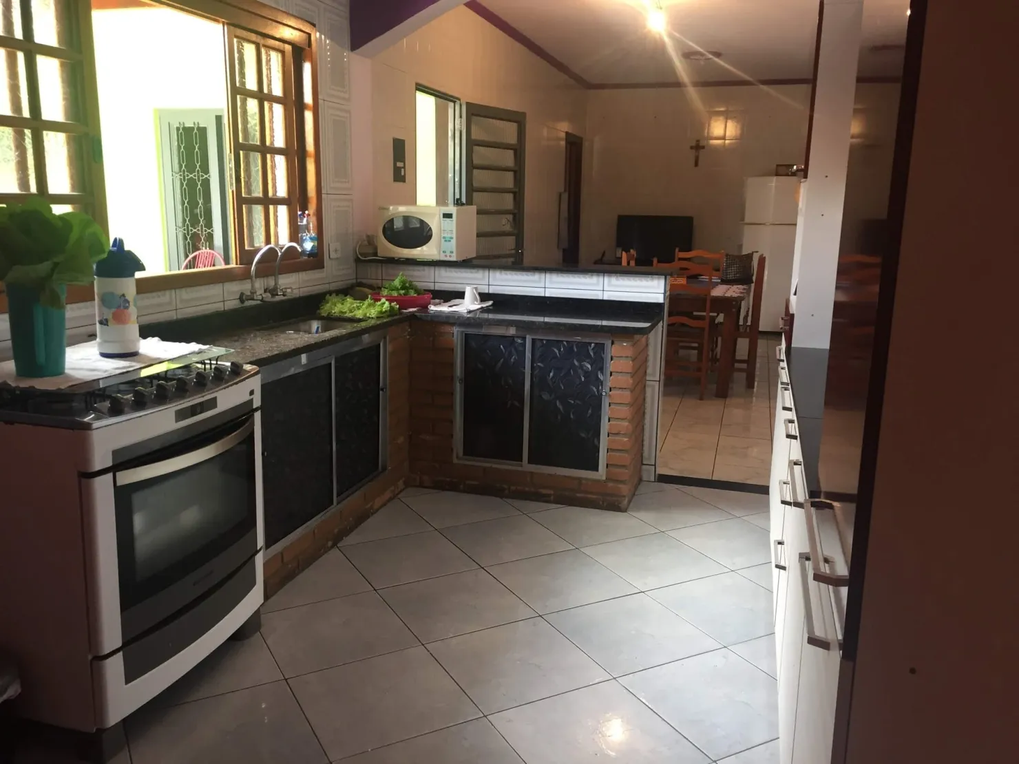 Imagem Casa à venda 3 Quartos, 1 Suite, 3 Vagas, 294M², Mantiqueira, Pindamonhangaba - SP