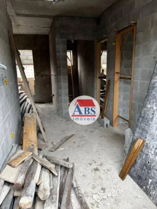 Imagem Casa com 2 dormitórios à venda por R$ 220.000
