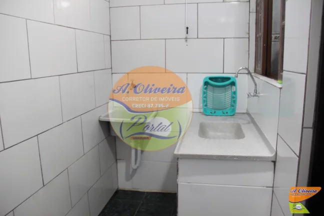 Imagem Oportunidade - Aumente sua Renda - 40 mts da Praia.