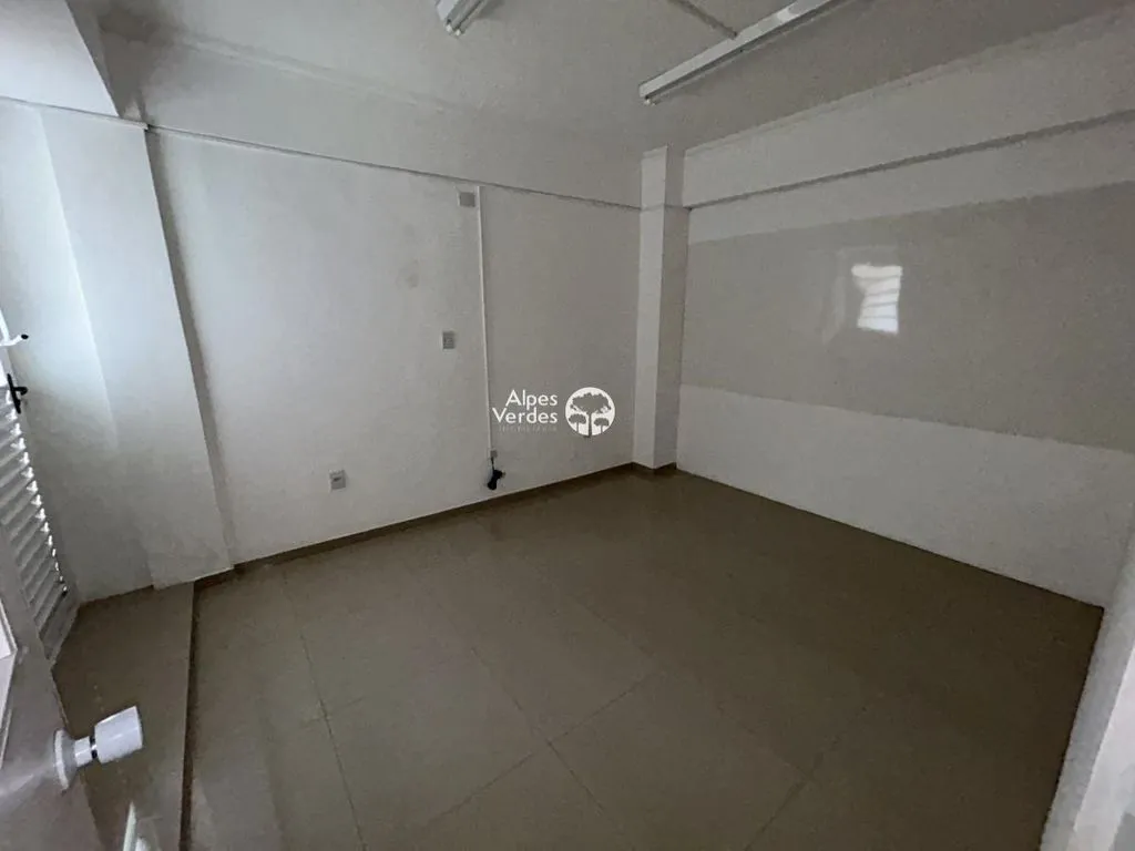 Imagem Vende-se sala comercial no Centro de Porto Alegre-72.18m2 - Valor R$240.000,00