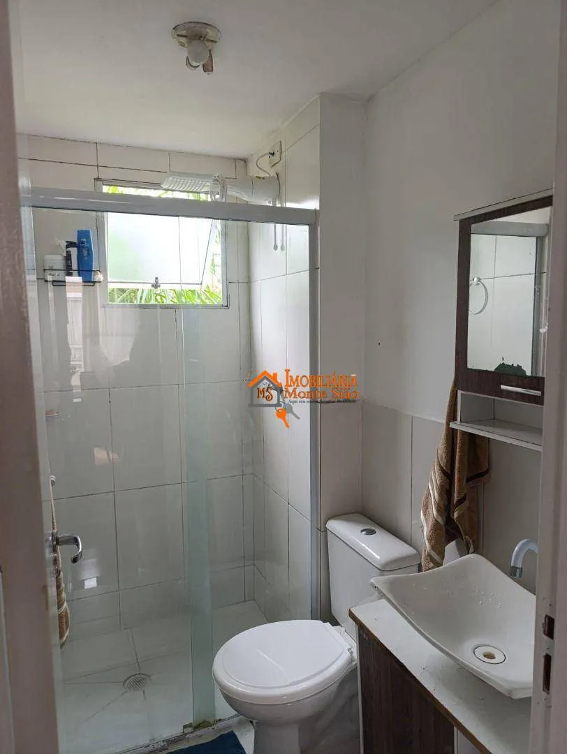 Imagem Apartamento com 2 dormitórios à venda, 45 m² por R$ 213.000,00 - Água Chata - Guarulhos/SP