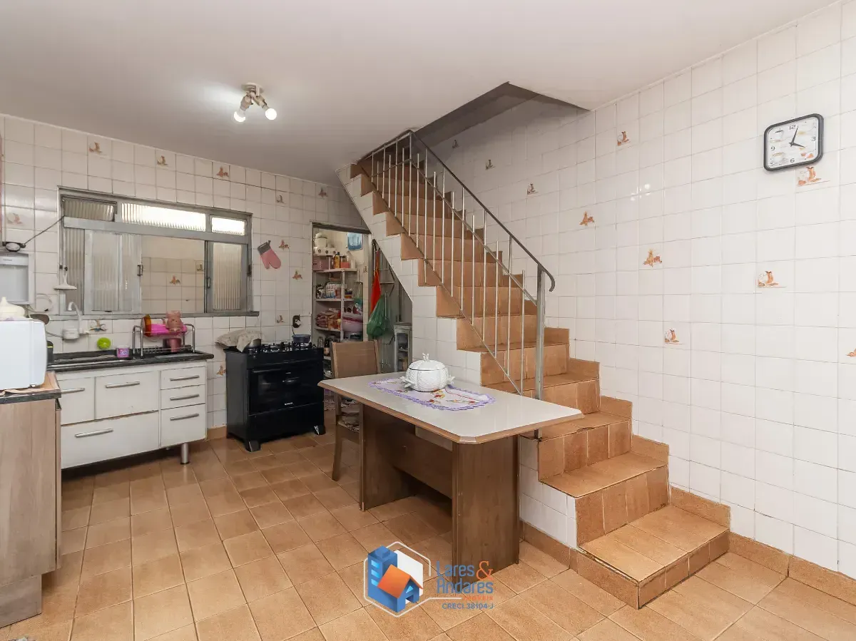Imagem Sobrado para venda em Lapa com 5 quartos, 160m²