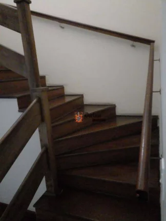 Imagem Sobrado com 3 dormitórios à venda, 175 m² por R$ 945.000 - Vila América - Santo André/SP