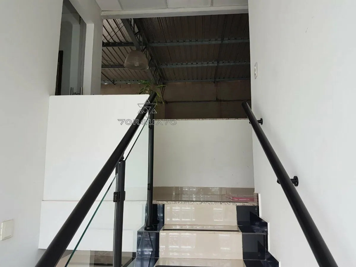 Imagem Barracão Industrial: Sua Chance de Crescer em Campinas