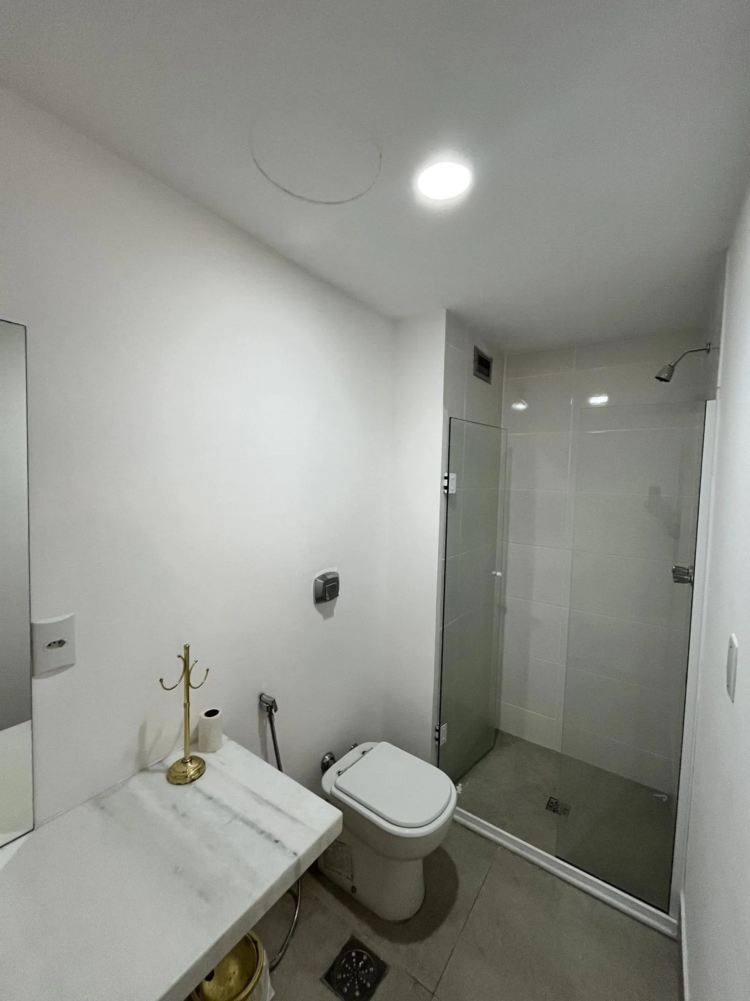 Imagem Apartamento de 2 quartos, 2 banheiros e 1 vaga de garagem no bairro Petrópolis