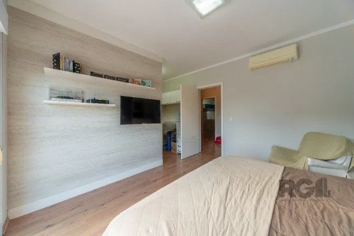Imagem Casa de Condomínio em Hípica