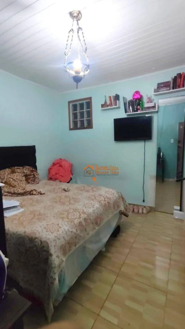 Imagem Casa com 4 dormitórios à venda, 200 m² por R$ 749.900,00 - Jardim Adriana - Guarulhos/SP