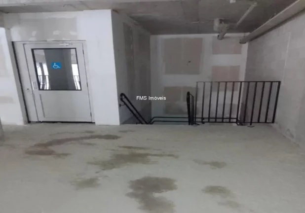 Imagem Loja comercial para locação em São Paulo-SP, Moema: com 1 banheiro e 240m² de área.