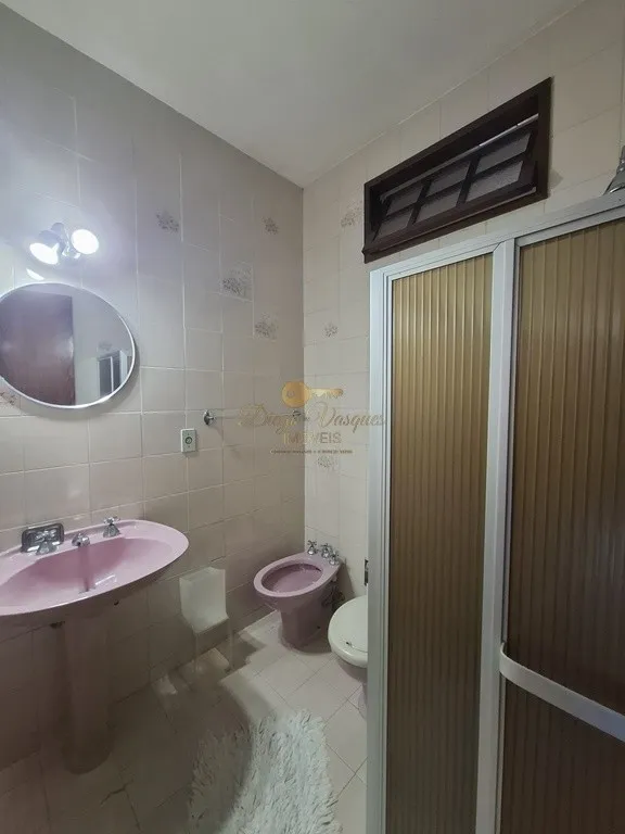 Imagem Casa para Venda em Teresópolis / RJ no bairro Golfe