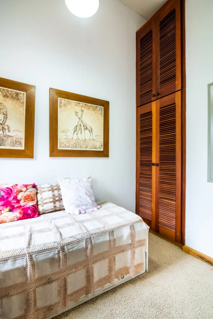 Imagem Luxuosa casa em condomínio à venda em Campos do Jordão-SP, Jardim Andirá: 4 quartos, 2 suítes, 4 banheiros, 3 vagas, 400m²!