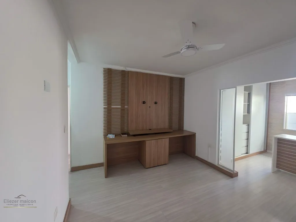 Imagem Casa com piscina, área gourmet a venda próximo ao centro de Poços de Caldas - MG