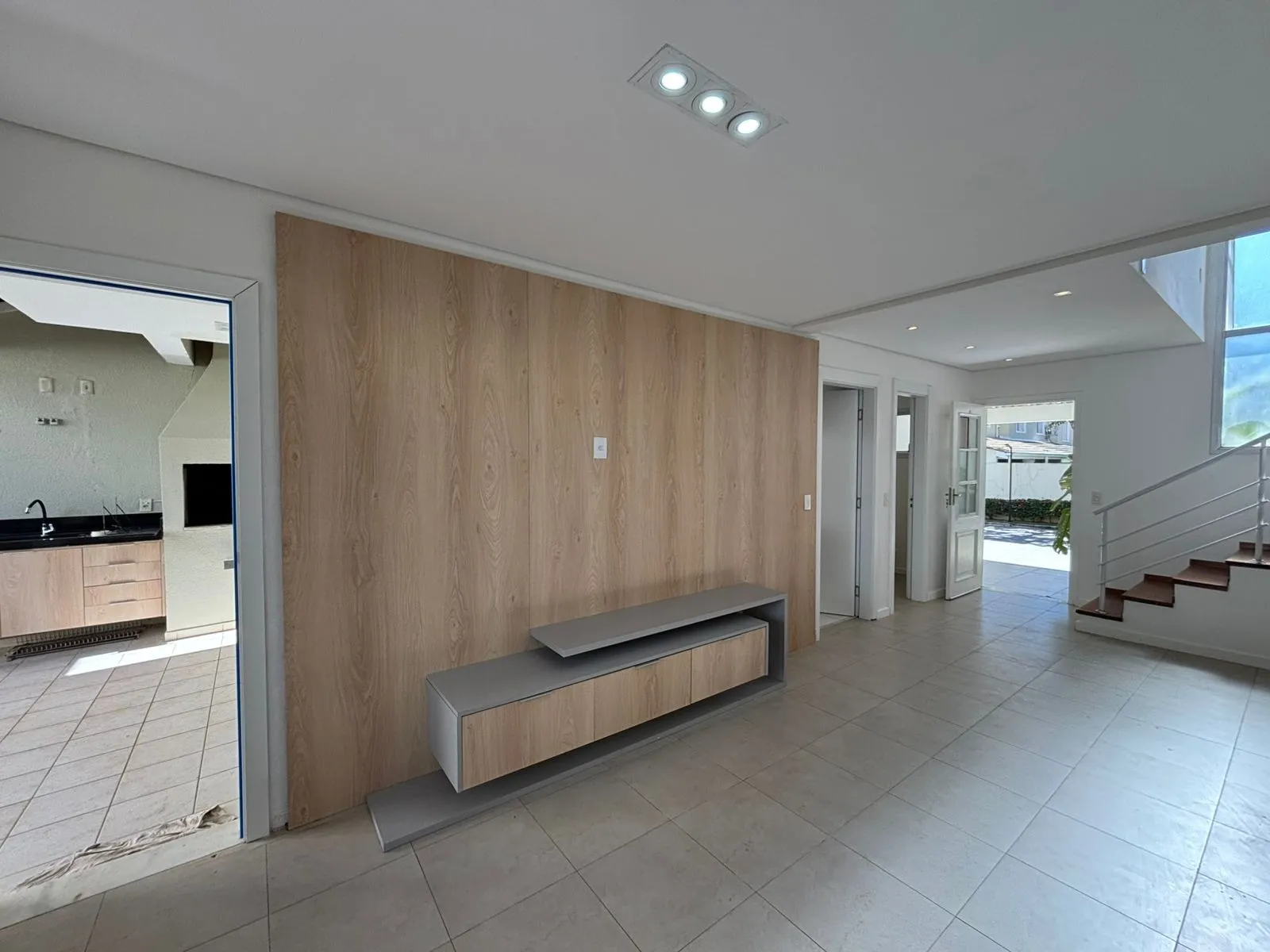 Imagem Casa de alto padrão à venda ou locação no Villa Campolim, Sorocaba, com 3 dormitórios, 1 suíte, 179 m² e 2 vagas no Parque Campolim