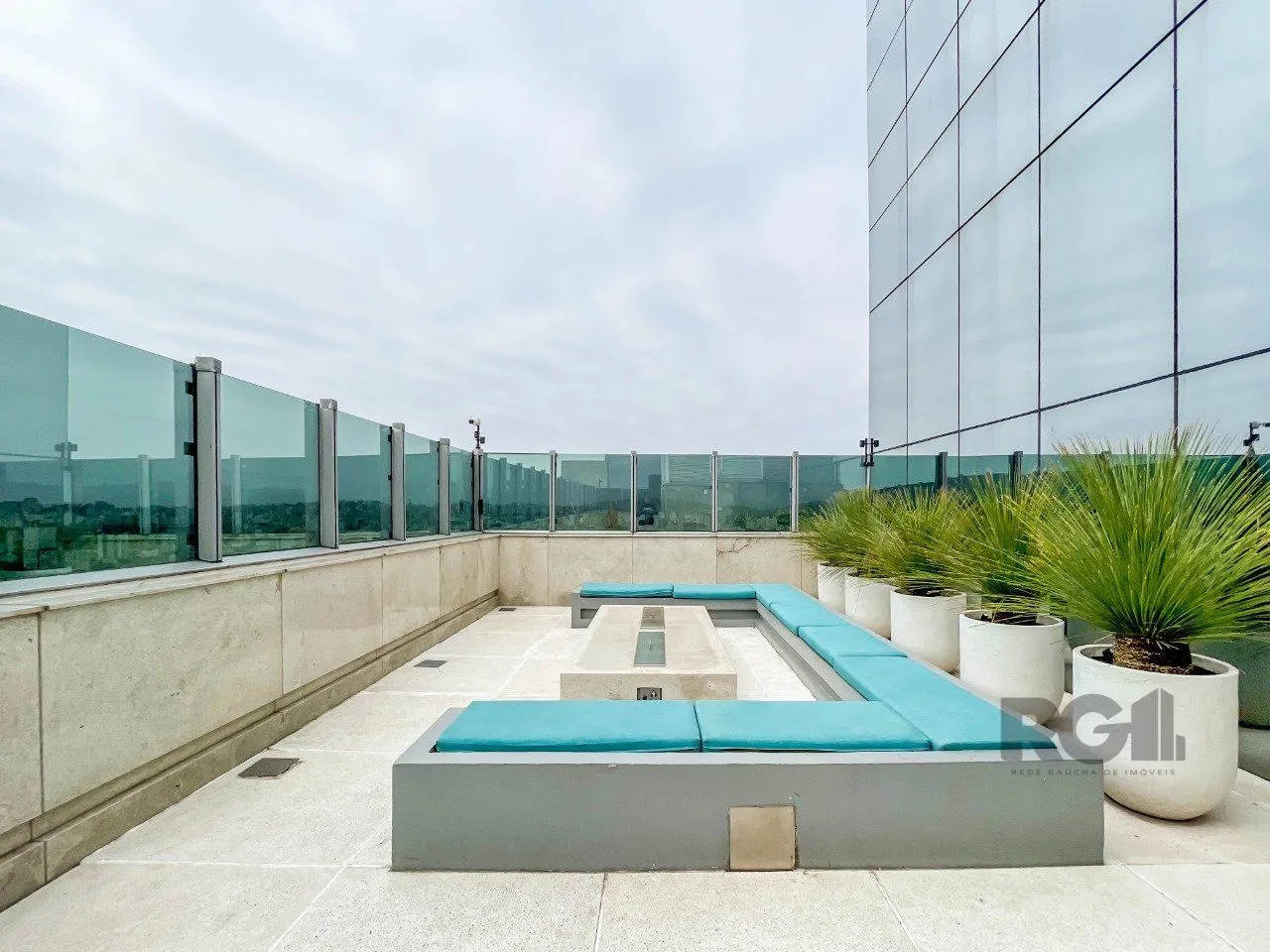 Imagem APARTAMENTO DE 38M² COM 1 DORMITÓRIO E 1 VAGA - BAIRRO PRAIA DE BELAS